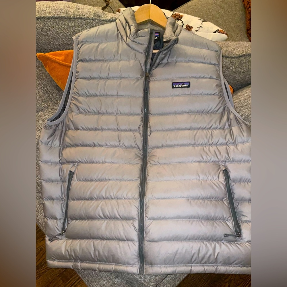 Patagonia silver XL puffer vest